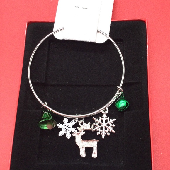 Seasons greeting costume jewelry charm bracelet . New discounted shipping 💰💵 - Picture 5 of 6